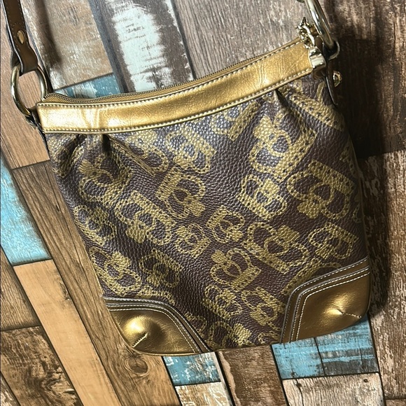 Kathy Van Zeeland Gold and Brown Designer Shoulder Bag - Picture 12 of 16